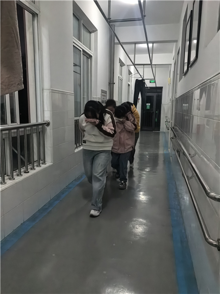 c836620d3b324d6fac902e4bf8f0d7a3.jpg