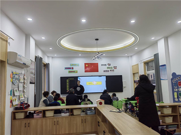 089a202eab6240458627ee3db8e17354.jpg
