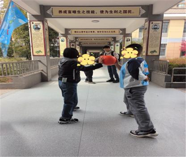 b9bffc7be6c24e248535bc3d21f3891b.jpg
